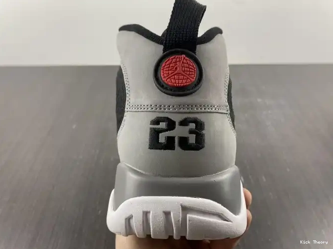 Kicktheory 9 Retro CT8019-060 Grey Jordan Particle 0505